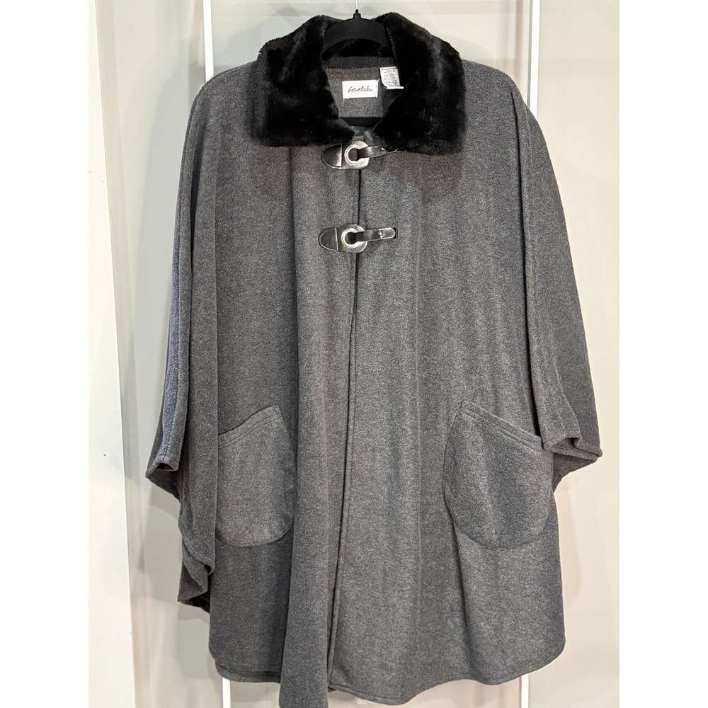 Le Moda Womens Gray Fleece Cape Faux Fur Collar Whimsigoth Dark Mori Cozy Cabin